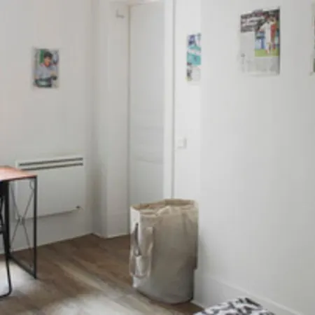 Apartment Small Cocoon Near Marais