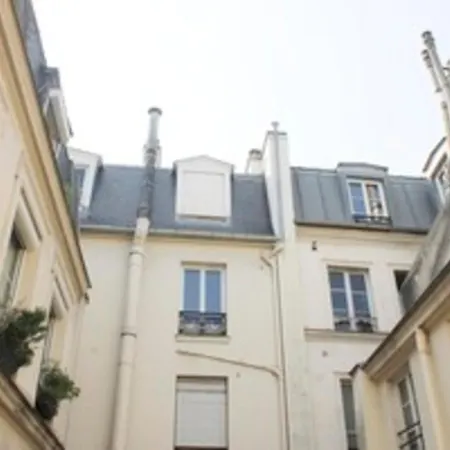 Apartment Small Cocoon Near Marais